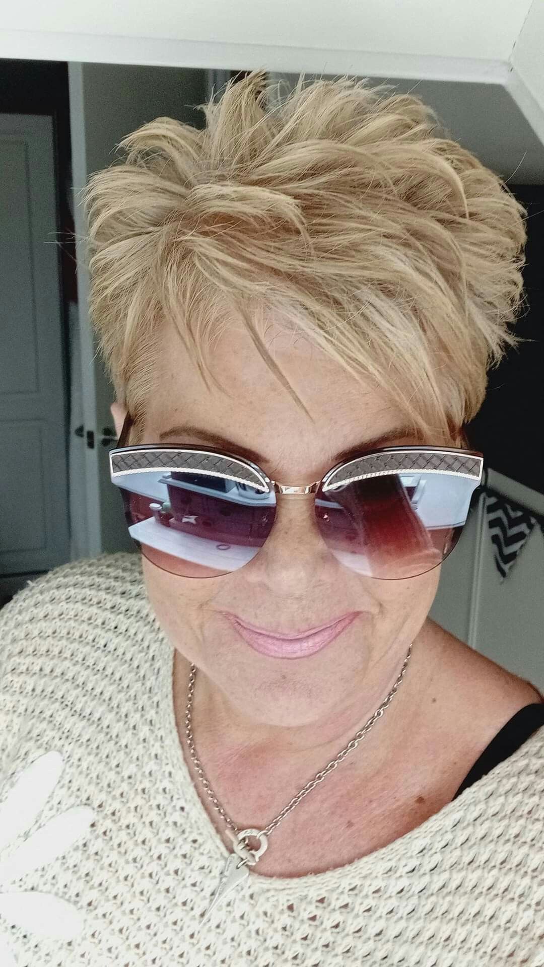 Spiky Hairstyles for Older Women: Edgy, Elegant & Age-Defying